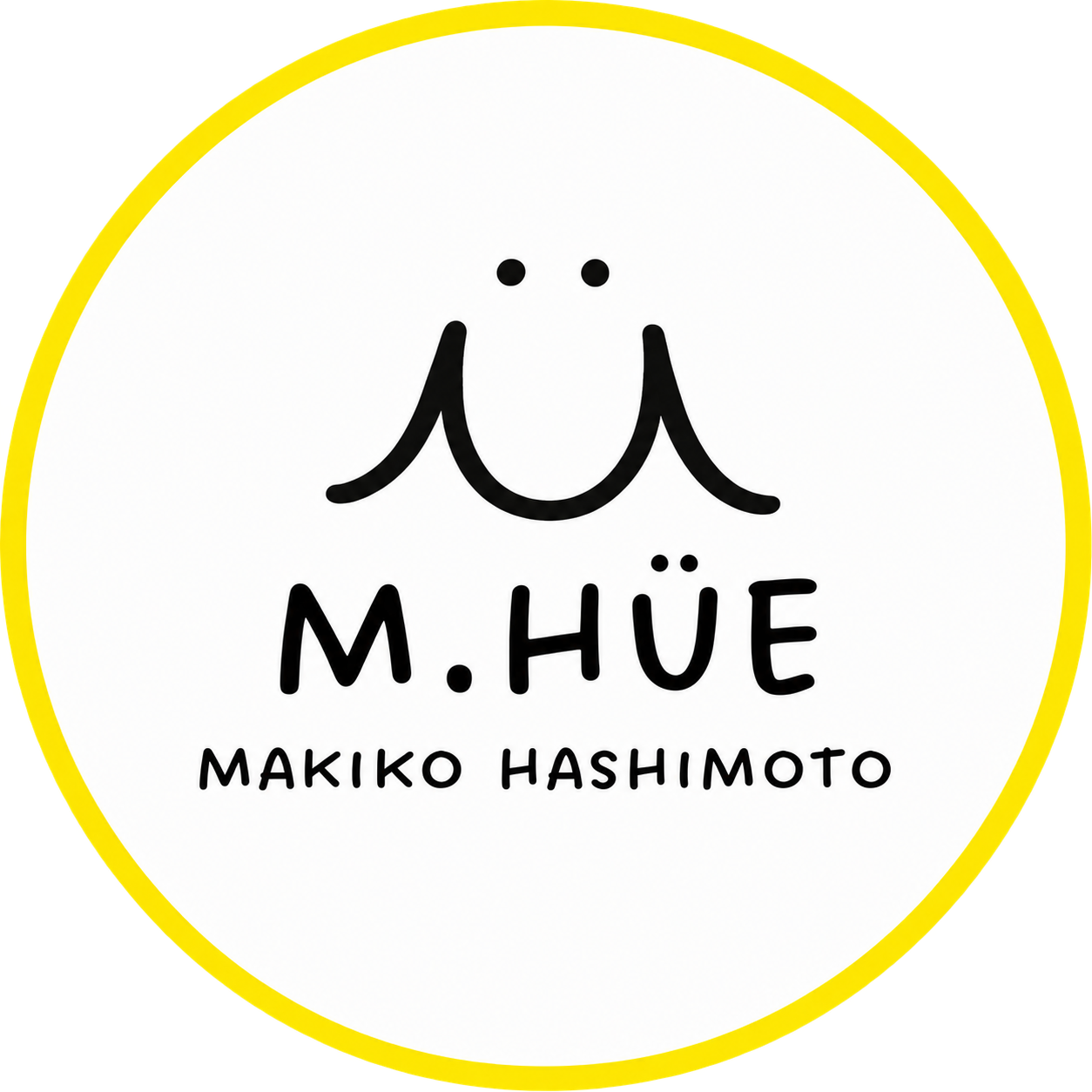 M.HÜE ロゴ